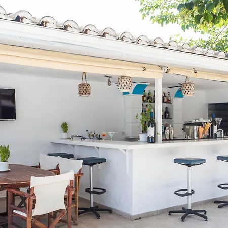 Silver Bay Corfu فندق 3*