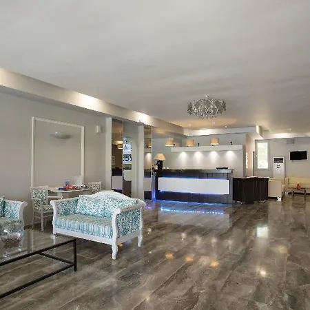 Silver Bay Corfu كونتوكالي