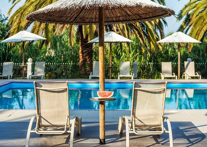 Silver Bay Corfu מלון